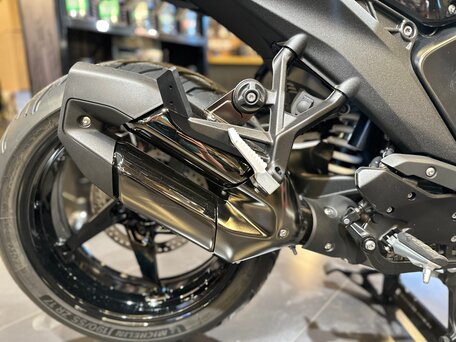 2025 BMW R 1300 RS, чёрный, 2390000 рублей, вид 5