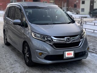 2017 Honda Freed II, серый, 1480000 рублей, вид 4