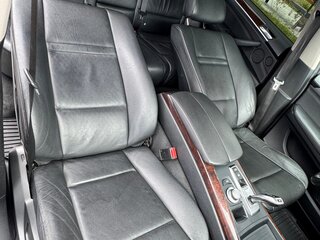 2009 BMW X5 30d II (E70), чёрный, 2100000 рублей, вид 3