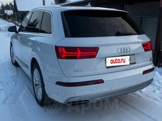 2016 Audi Q7 II (4M), белый, 4900000 рублей, вид 3