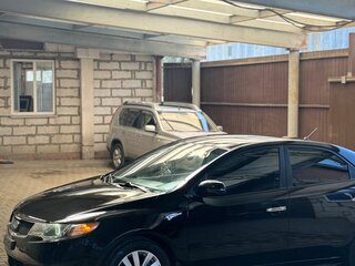 2010 Kia Cerato 5-speed II, чёрный, 780000 рублей, вид 4