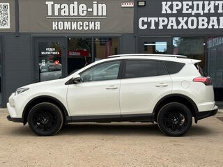 2017 Toyota RAV4 IV (XA40) Рестайлинг, белый, 2199000 рублей, вид 5