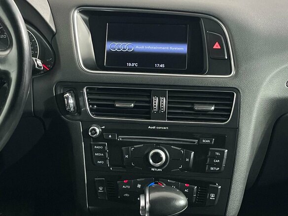2012 Audi Q5 I (8R) Рестайлинг, чёрный, 1730000 рублей - вид 10