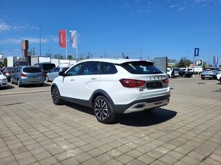 2026 Lada (ВАЗ) Vesta SW Cross I Рестайлинг (NG), белый, 2023000 рублей, вид 4