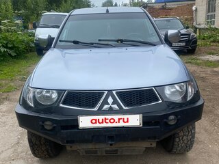 2012 Mitsubishi L200 IV, серебристый, 1250000 рублей, вид 1