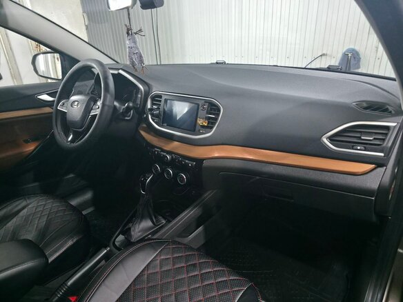 2024 Lada (ВАЗ) Vesta SW Cross I Рестайлинг (NG), коричневый, 1500000 рублей - вид 6