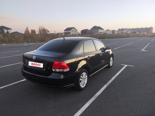 2013 Volkswagen Polo V, чёрный, 700000 рублей, вид 4