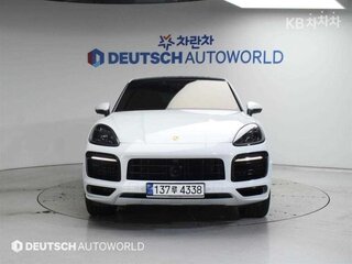 2023 Porsche Cayenne Coupé III, белый, 14328030 рублей, вид 3