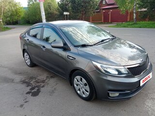 2016 Kia Rio III Рестайлинг, серый, 870000 рублей, вид 5