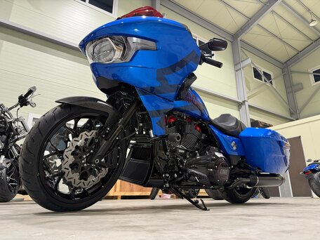 2026 Harley-Davidson CVO Road Glide, синий, 5871000 рублей, вид 2