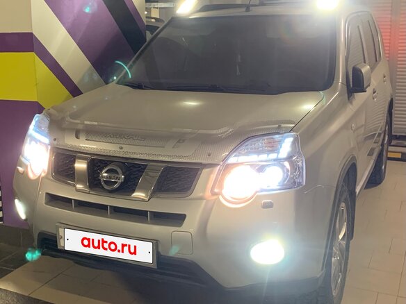 2014 Nissan X-Trail II Рестайлинг, серебристый, 2000000 рублей - вид 17