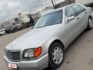 1995 Mercedes-Benz S-Класс 500 III (W140) Рестайлинг, серебристый, 750000 рублей, вид 2