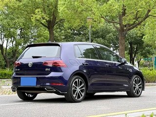 2020 Volkswagen Golf VII Рестайлинг, синий, 1409000 рублей, вид 5