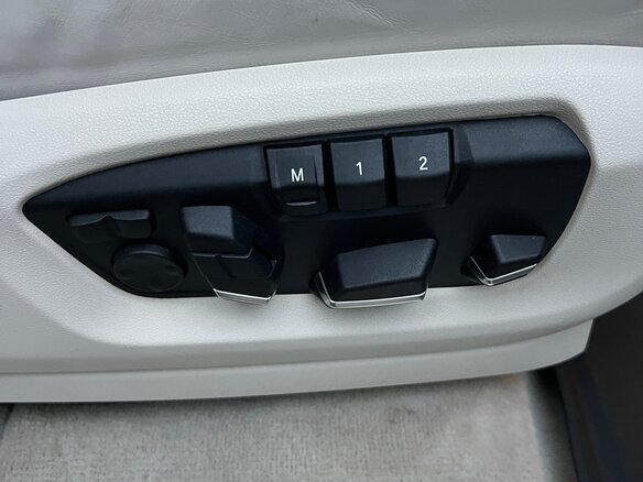 2014 BMW X5 40d III (F15), чёрный, 3100000 рублей - вид 8