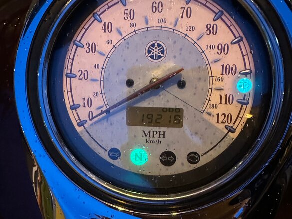 2006 Yamaha XVS1100, красный, 690000 рублей - вид 11