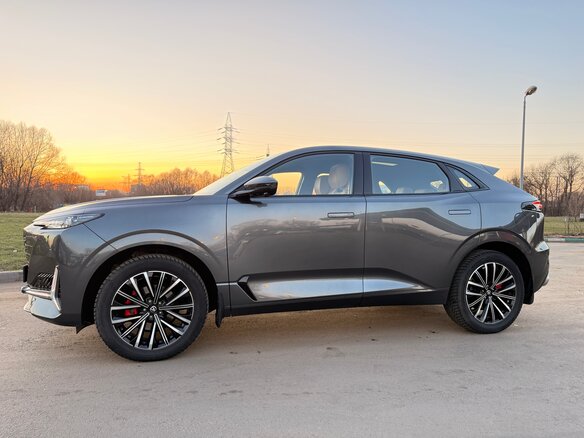 2023 Changan UNI-K, серый, 3300000 рублей - вид 10