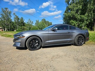 2022 Ford Mustang VI Рестайлинг, серебристый, 3150000 рублей, вид 5