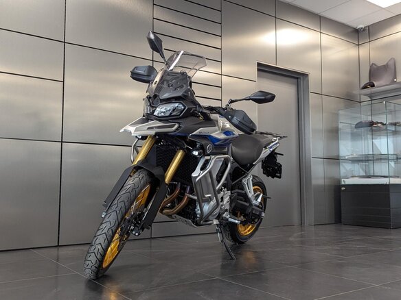 2026 Voge 900DSX, синий, 1033000 рублей - вид 2