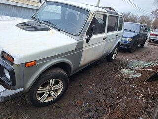 2003 Lada (ВАЗ) 2131 (4x4) 213105 I, белый, 229000 рублей, вид 1