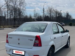 2015 Renault Logan I Рестайлинг, белый, 295000 рублей, вид 5