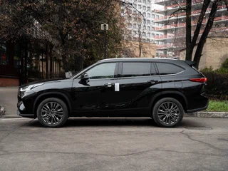 2026 Toyota Highlander IV (XU70), чёрный, 5250000 рублей, вид 4