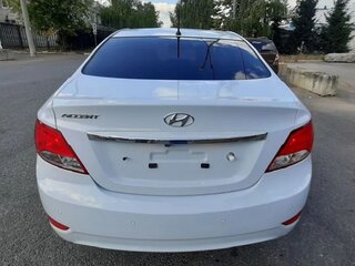 2019 Hyundai Accent IV, белый, 1200000 рублей, вид 2
