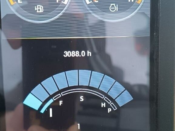 2023 LGCE E6210HNLC, жёлтый, 8177000 рублей - вид 5