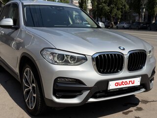 2020 BMW X3 20d xDrive III (G01), серый, 3950000 рублей, вид 2