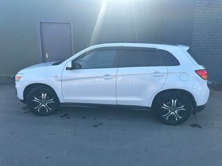 2013 Mitsubishi ASX I Рестайлинг, белый, 1150000 рублей, вид 4