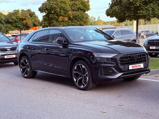2019 Audi Q8 55 TFSI I (4M), чёрный, 6030000 рублей, вид 1