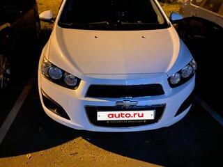 2014 Chevrolet Aveo II, белый, 950000 рублей, вид 2