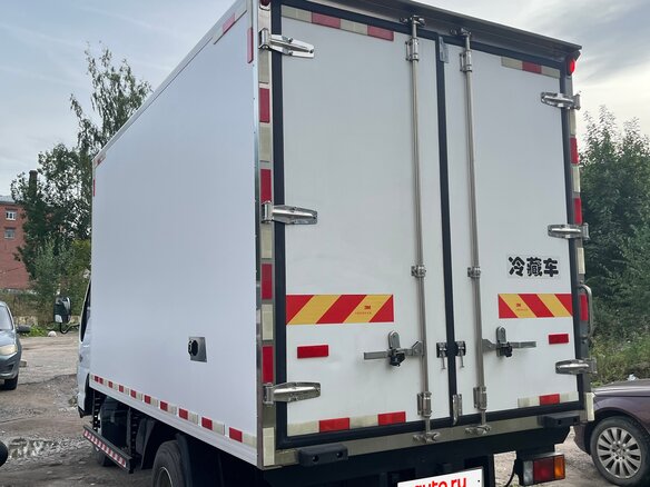 2025 Isuzu Elf (N-series), белый, 5200000 рублей - вид 26
