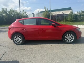 2013 SEAT Leon III, красный, 940000 рублей, вид 2