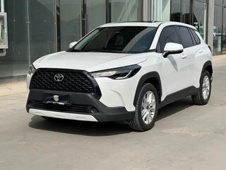 2023 Toyota Corolla Cross I, белый, 1740500 рублей, вид 3