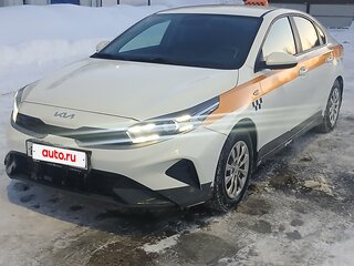 2022 Kia Cerato IV Рестайлинг, белый, 2500000 рублей, вид 1