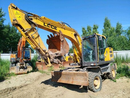 2023 LGCE E7150H, жёлтый, 7191000 рублей, вид 1