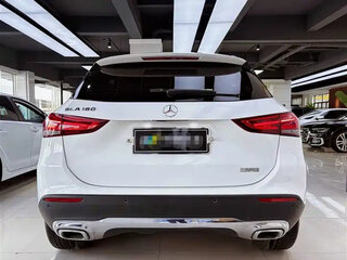 2021 Mercedes-Benz GLA 180 II (H247), белый, 2200000 рублей, вид 4