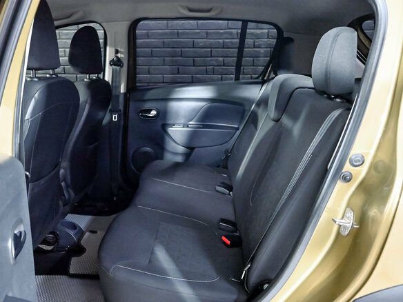 2016 Renault Sandero Stepway II, золотистый - вид 18