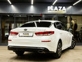 2019 Kia Optima IV Рестайлинг, белый, 1930000 рублей - вид 3
