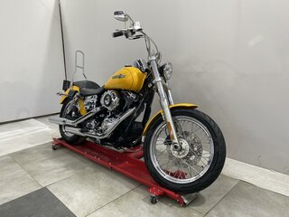 2013 Harley-Davidson Super Glide, жёлтый, 730000 рублей, вид 3