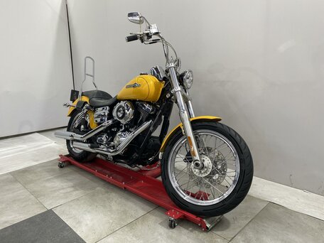 2013 Harley-Davidson Super Glide, жёлтый, 730000 рублей, вид 3