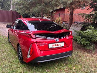 2018 Toyota Prius PHV ZVW52 Prime IV (XW50), красный, 2105000 рублей, вид 2