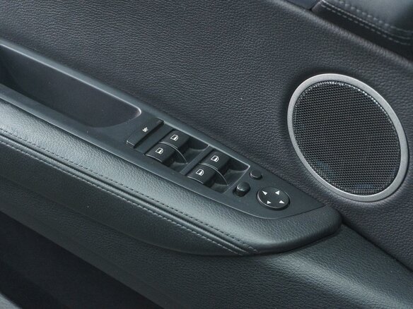 2011 BMW X5 M I (E70), серый, 2129000 рублей - вид 17