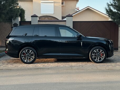 2026 Lynk & Co 900, чёрный, 7892000 рублей, вид 3