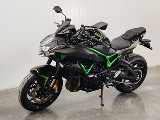 2020 Kawasaki Z H2, чёрный, 1529000 рублей, вид 4
