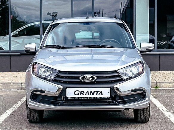 2026 Lada (ВАЗ) Granta I Рестайлинг, серебристый - вид 2