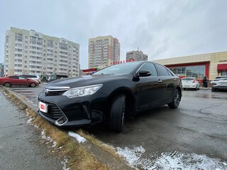 2015 Toyota Camry VII (XV50) Рестайлинг, чёрный, 2050000 рублей, вид 5