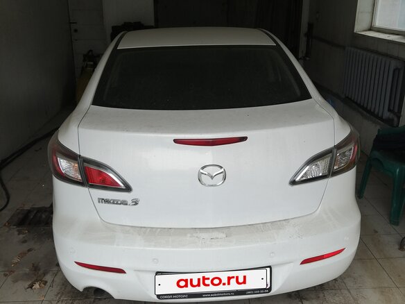 2013 Mazda 3 II (BL) Рестайлинг, белый, 870000 рублей - вид 1
