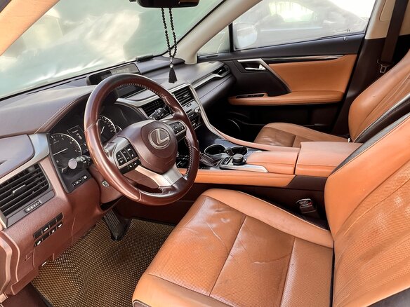 2016 Lexus RX 200t IV, чёрный, 3800000 рублей - вид 10