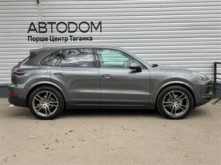 2021 Porsche Cayenne III, серый, 7197000 рублей, вид 4
